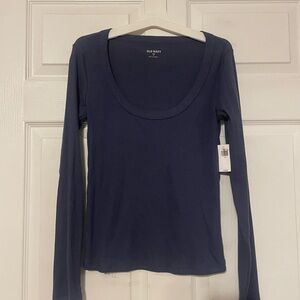 NWT Scoop-Neck Ribbed Long Sleeve Top